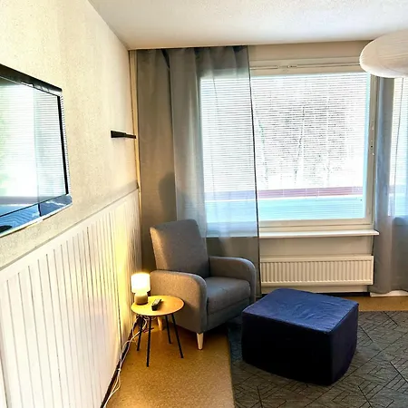 Appartement Rauhaisa Yksioe Ylimmaessae Kerroksessa