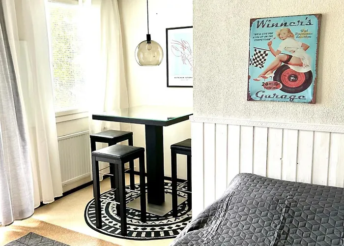 Rauhaisa Yksioe Ylimmaessae Kerroksessa 公寓 *