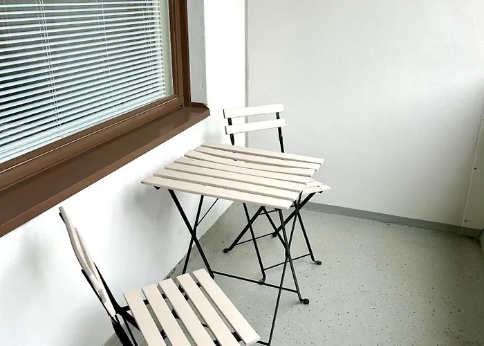 Rauhaisa Yksioe Ylimmaessae Kerroksessa Jyväskylä